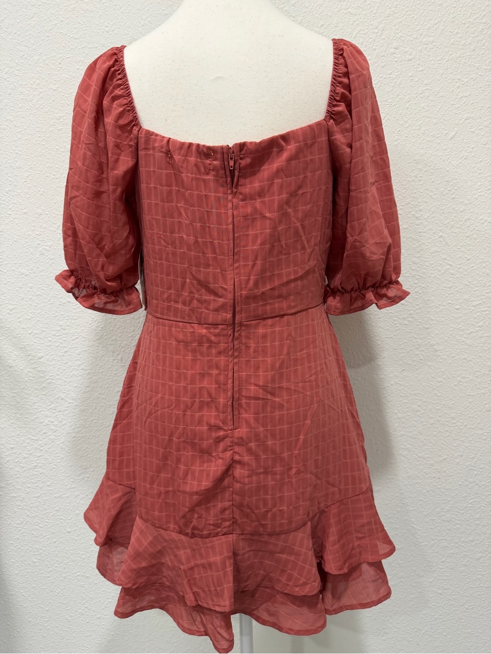 ALTERD STATE Puff Sleeve Ruffled Mini Dress NWT - Picture 4 of 7